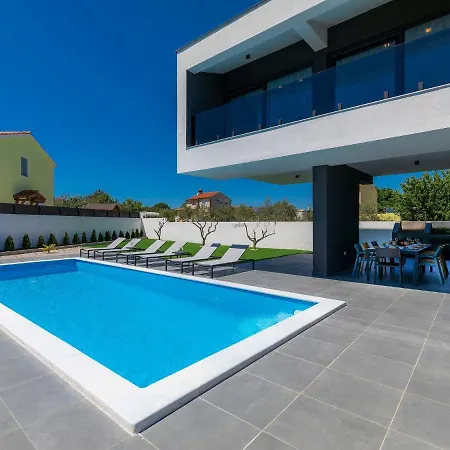 别墅 Dots N' Stripes By Interhome