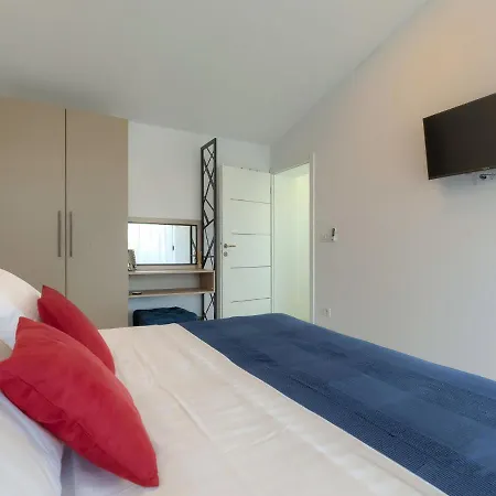 别墅 Dots N' Stripes By Interhome 法扎纳