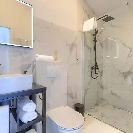 Dots N' Stripes By Interhome * 法扎纳