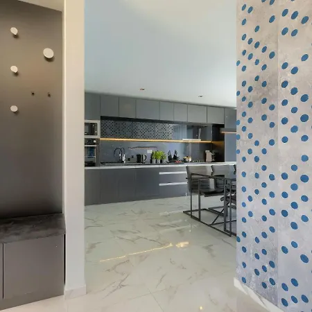 Dots N' Stripes By Interhome فاجانا