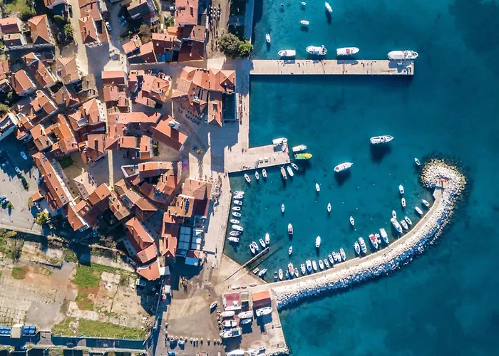 빌라 Dots N' Stripes By Interhome 파자나